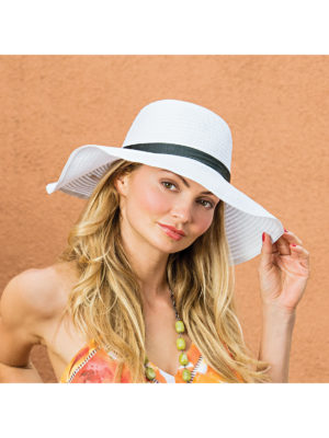 Wallaroo Harper Hat - Model